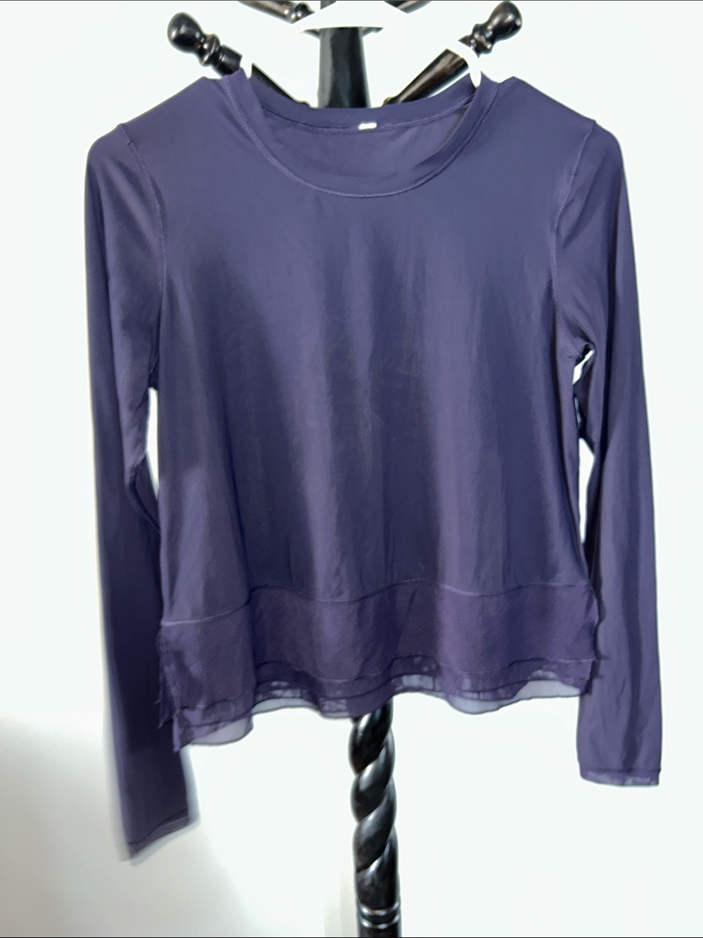 Women’s Long Sleeve Purple Layered Hem Top 21.T